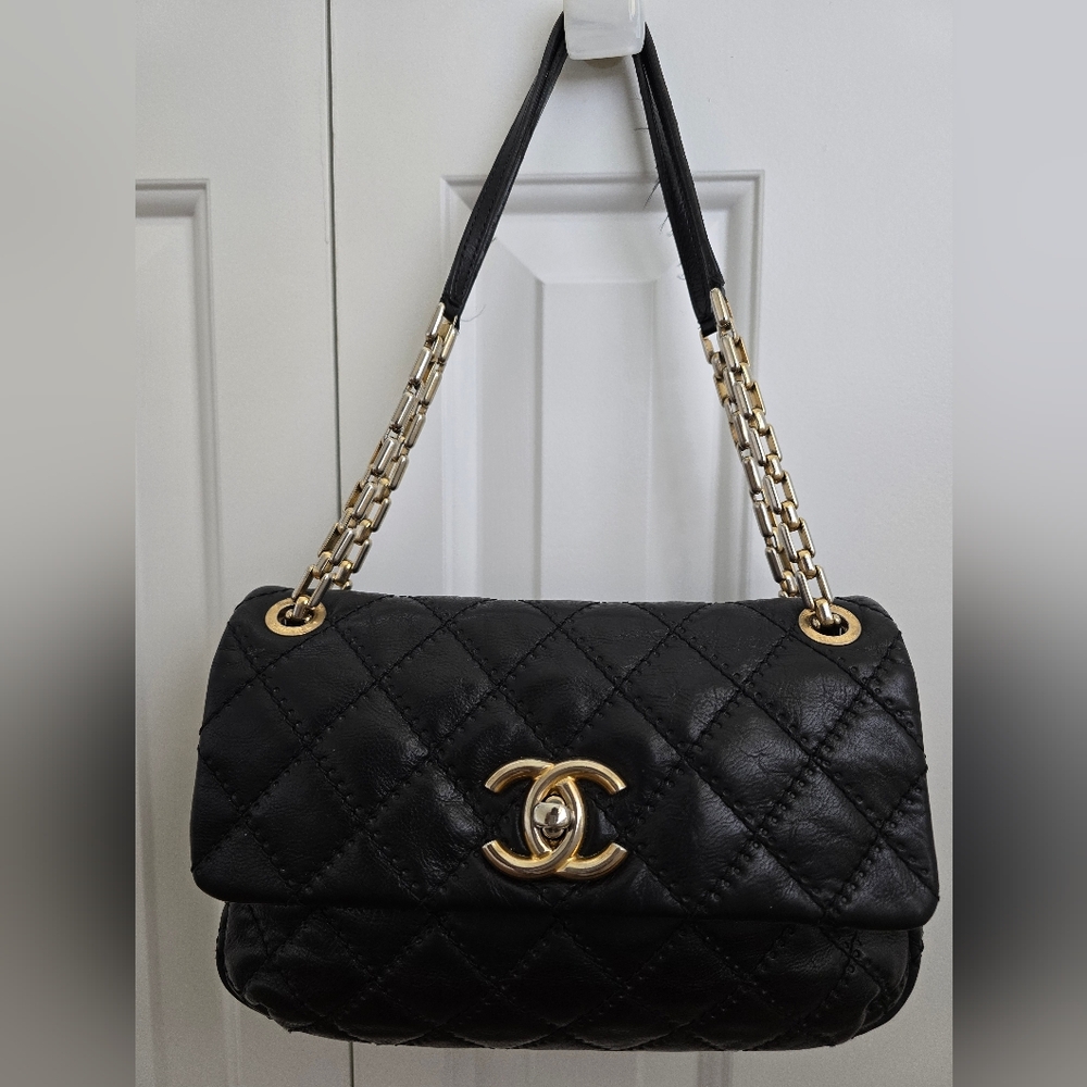 Chanel Classic Quilted Flap handbag